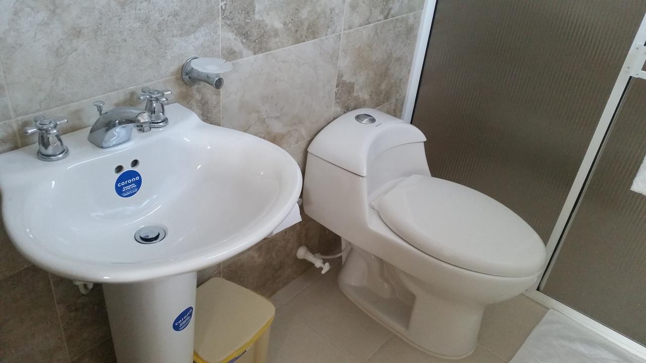 Hostal Marlyn San Andrés 外观 照片